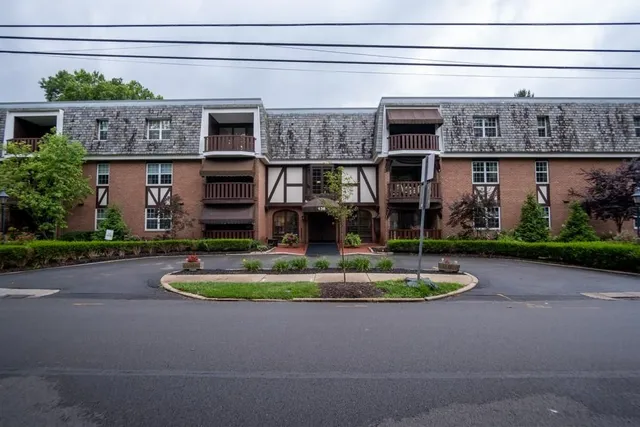 Address Not Disclosed, Sewickley, PA 15143