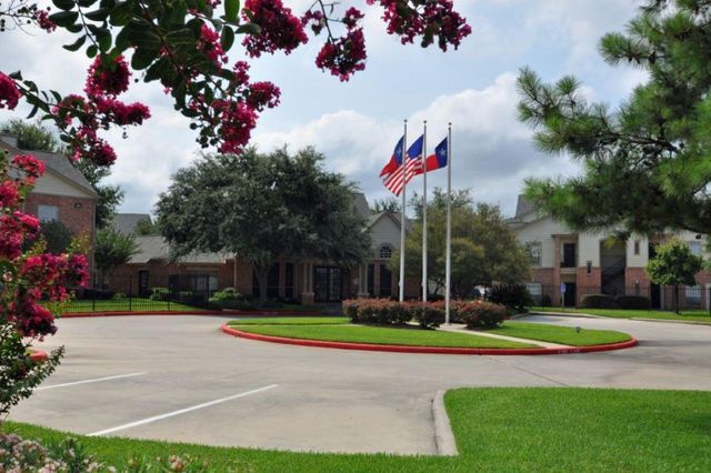 1011 Village Square Dr #90adb5976, Tomball, TX 77375