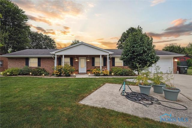 1549 Marcelle Ave, Findlay, OH 45840
