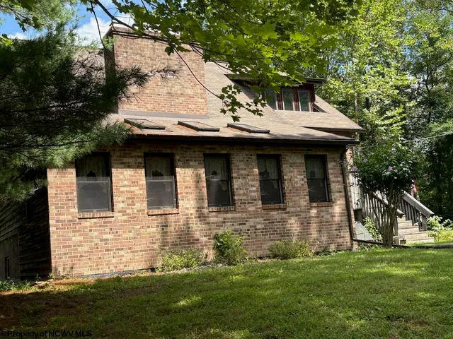 214 Bortz Rd, Pt Marion, PA 15474