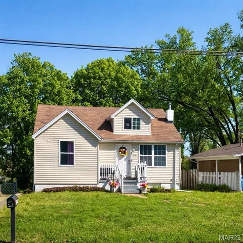 7501 Rowles Ave, Saint Louis, MO 63135