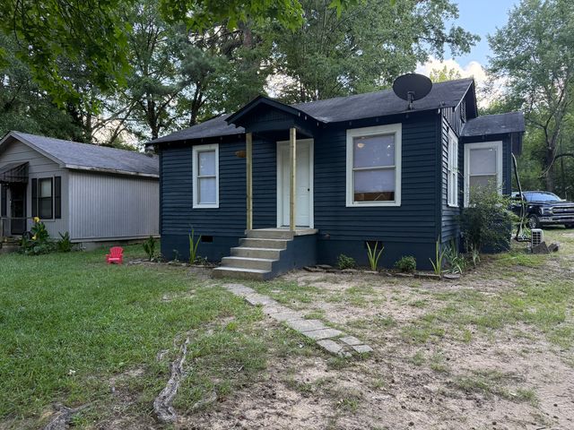 408 NE 3rd St, Bryant, AR 72022