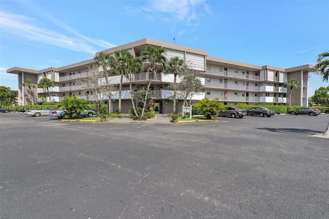 2800 NW 47th Ter #404B, Fort Lauderdale, FL 33313