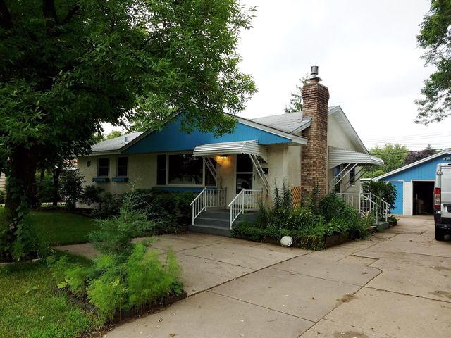 7048 France Ave N, Brooklyn Center, MN 55429