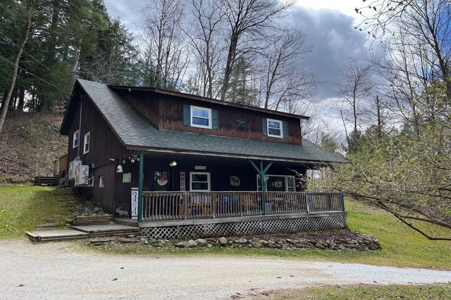1317 Oxbow Road, Pittsford, VT 05763