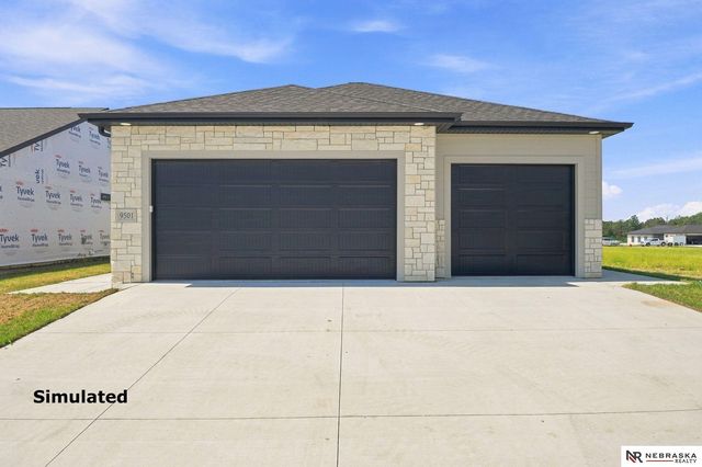 9508 86th St, Lincoln, NE 68526