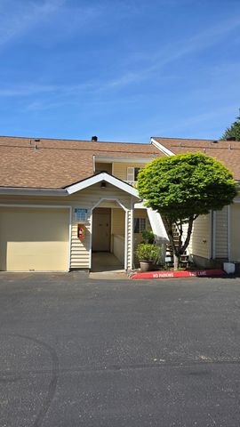 2680 118th Ave SE #13302, Bellevue, WA 98005
