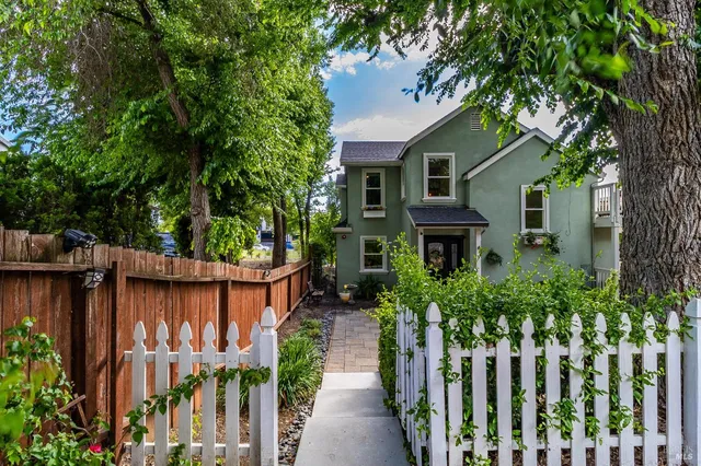 470 E O Street, Benicia, CA 94510