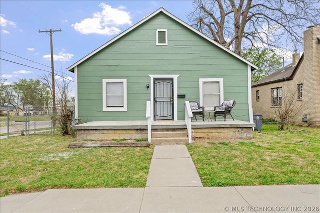 1629 E  8th St, Tulsa, OK 74120