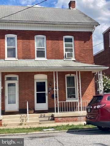 143 S  East St, Spring Grove, PA 17362