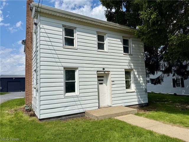 240 W  Main St, Washingtonville, OH 44490