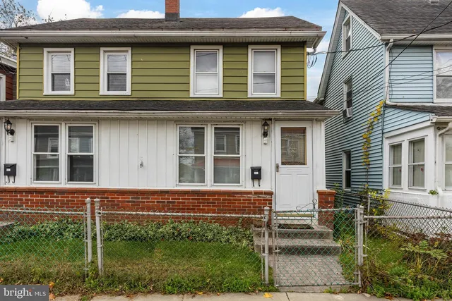 100 Shreve St, Mount Holly, NJ 08060