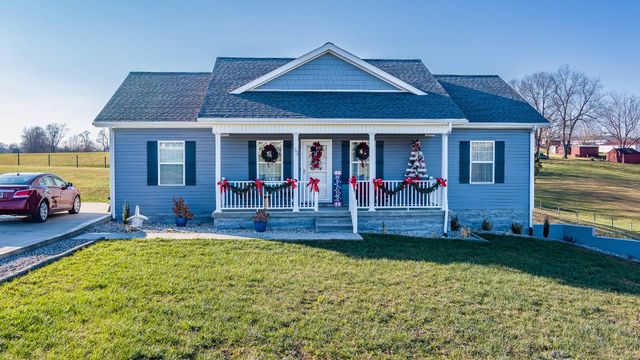 73 Pleasant View Dr, Albany, KY 42602