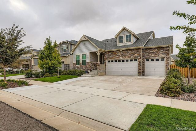 26312 E 2nd Avenue, Aurora, CO 80018