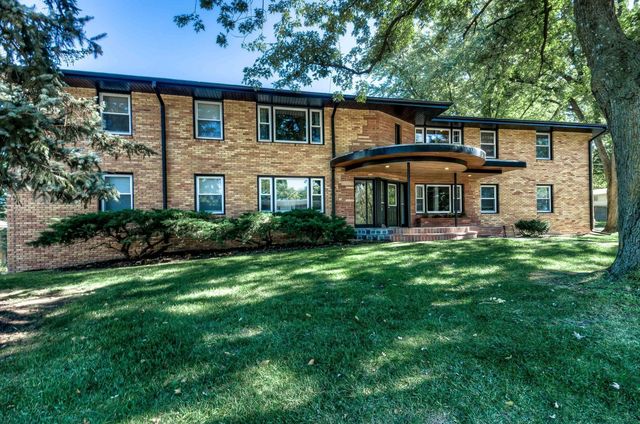 3135 S  107th Ave #4, Omaha, NE 68124