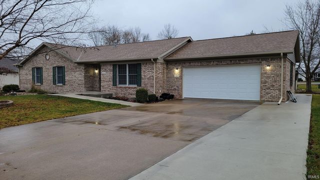 1420 Parlor City Dr, Bluffton, IN 46714