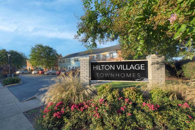531 Bulkeley Pl #530-12, Newport News, VA 23601