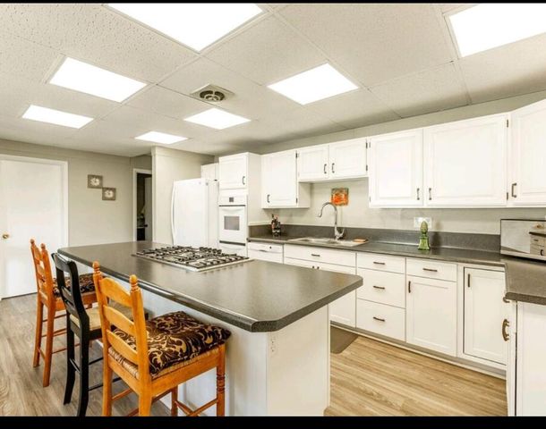 1880 W  11800 S, Riverton, UT 84095