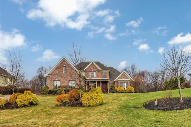 116 James Dr, Beaver, PA 15009