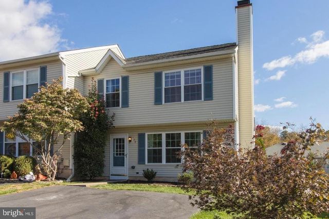 128 Megan Cir, Chalfont, PA 18914