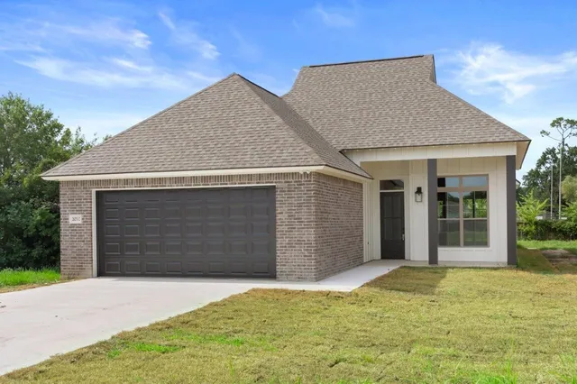 2625 Laura Ln, Lake charles, LA 70605