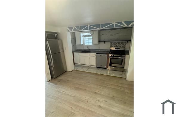 1023 Nesbit Ave, Brackenridge, PA 15014