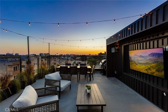 12600 Mitchell Ave, Mar Vista, CA 90066