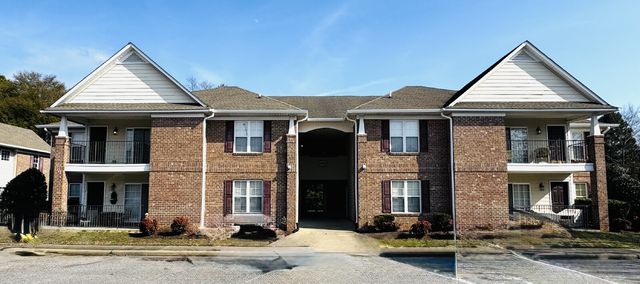 1750 Renwick Dr #202, Fayetteville, NC 28304