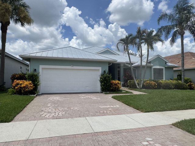 137 NW Magnolia Lakes Blvd, Port Saint Lucie, FL 34986