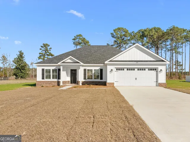 209 Hopecrest Rd, Statesboro, GA 30458