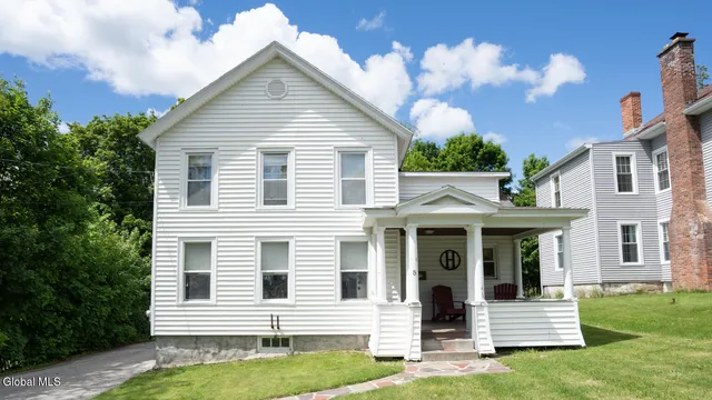 5 Jackson Street, Hoosick Falls, NY 12090