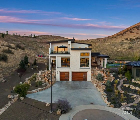 5166 N  Corralero Ln, Boise, ID 83702