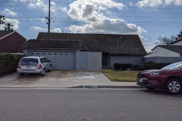 9432 Warbler Ave, Fountain Valley, CA 92708