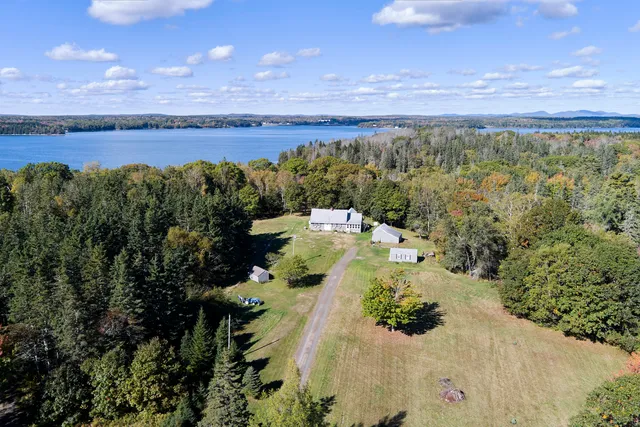 422 Wallston Road, Saint George, ME 04860