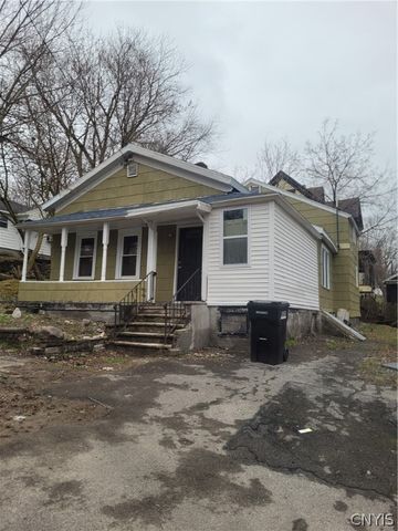 106 Beecher St, Syracuse, NY 13203