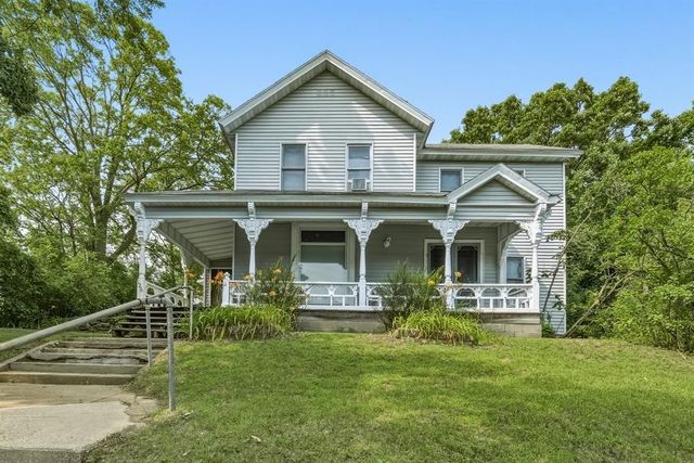 126 W  Cedar St, Chippewa Falls, WI 54729