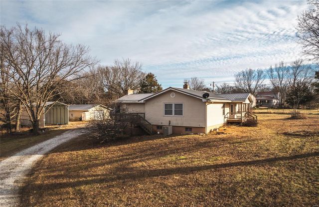 19741 State Route M, Edgar Springs, MO 65462