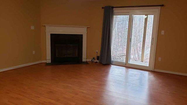 7457 Ridge Oak Ct, Springfield, VA 22153