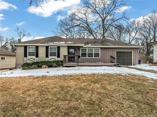 9807 E  79th Ter, Raytown, MO 64138