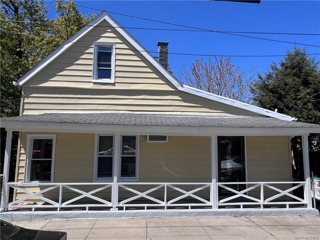 49 Clarendon Avenue, Yonkers, NY 10701