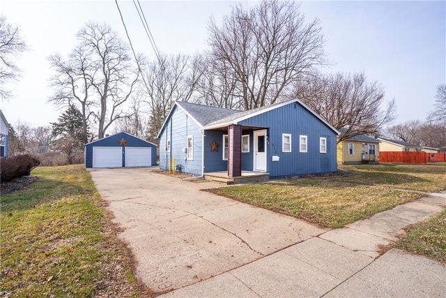 410 N  3rd St, Knoxville, IA 50138