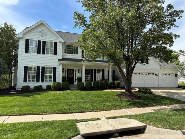 1329 Westhampton Woods Ct, Chesterfield, MO 63005