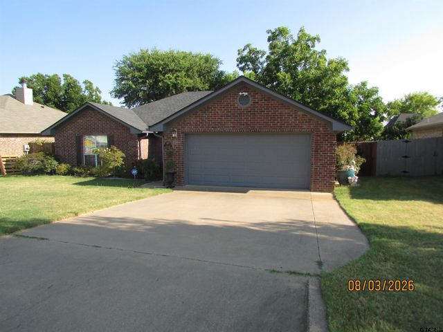 107 Collin Dr, Chandler, TX 75758