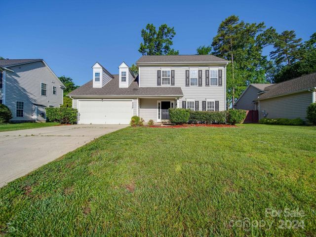 6229 Red Clover Ln, Charlotte, NC 28269