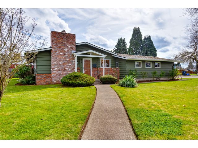 323 Mansfield St, Springfield, OR 97477