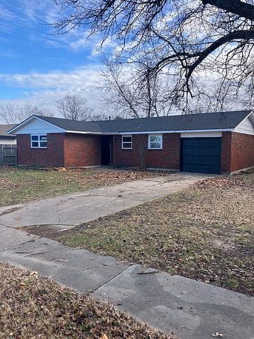 11618 E  27th St, Tulsa, OK 74129