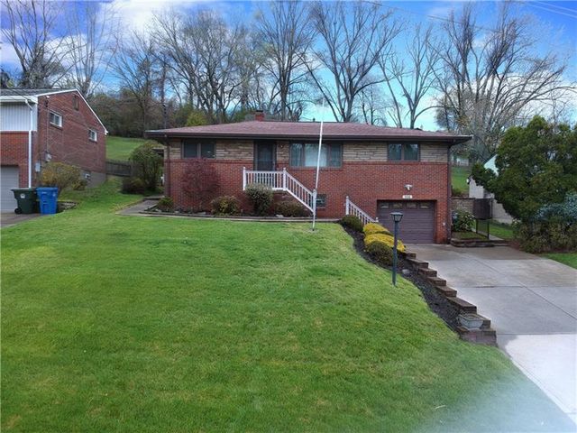 524 Dunn Dr, Pittsburgh, PA 15227