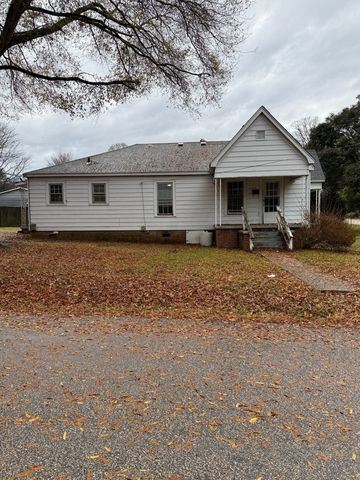 703 Louise St #703, China Grove, NC 28023