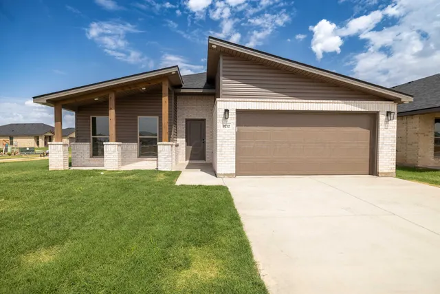 9212 Bunkhouse Rd, Amarillo, TX 79124