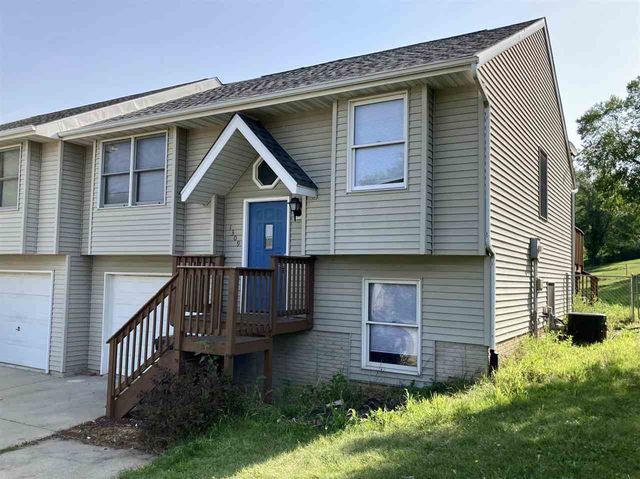1309 23rd Ave, Coralville, IA 52241